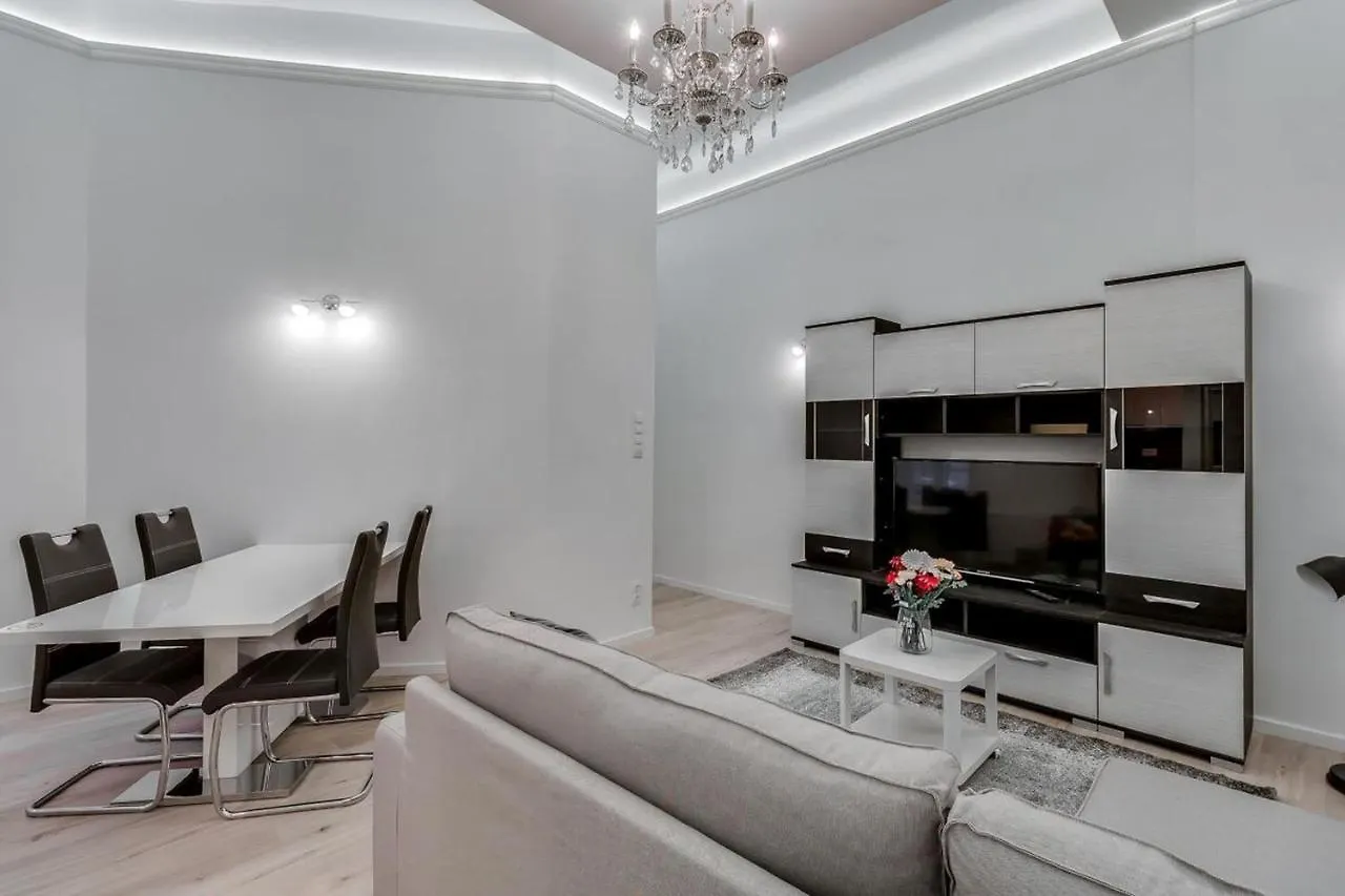 Pelicanstay At 5Th District Budapest Apartment