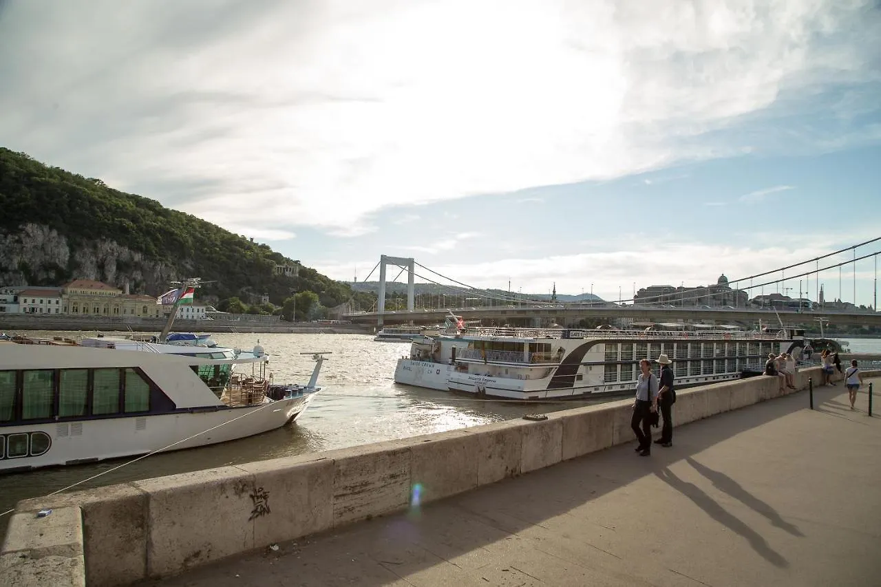 Apartment Pelicanstay At 5Th District Budapest